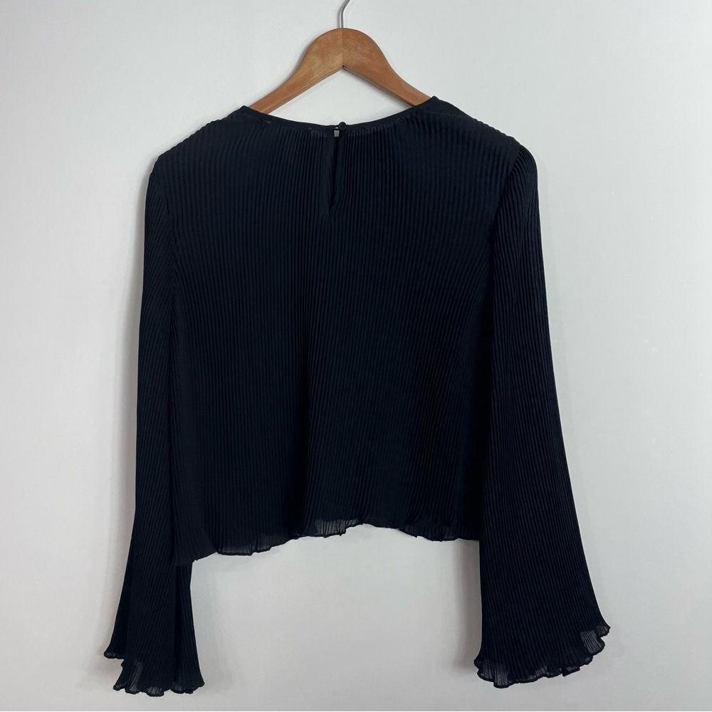 Leith Blouse Minimalist Accordion Boxy Top Bell Small Semi-Sheer Contemporary - Picture 2 of 8